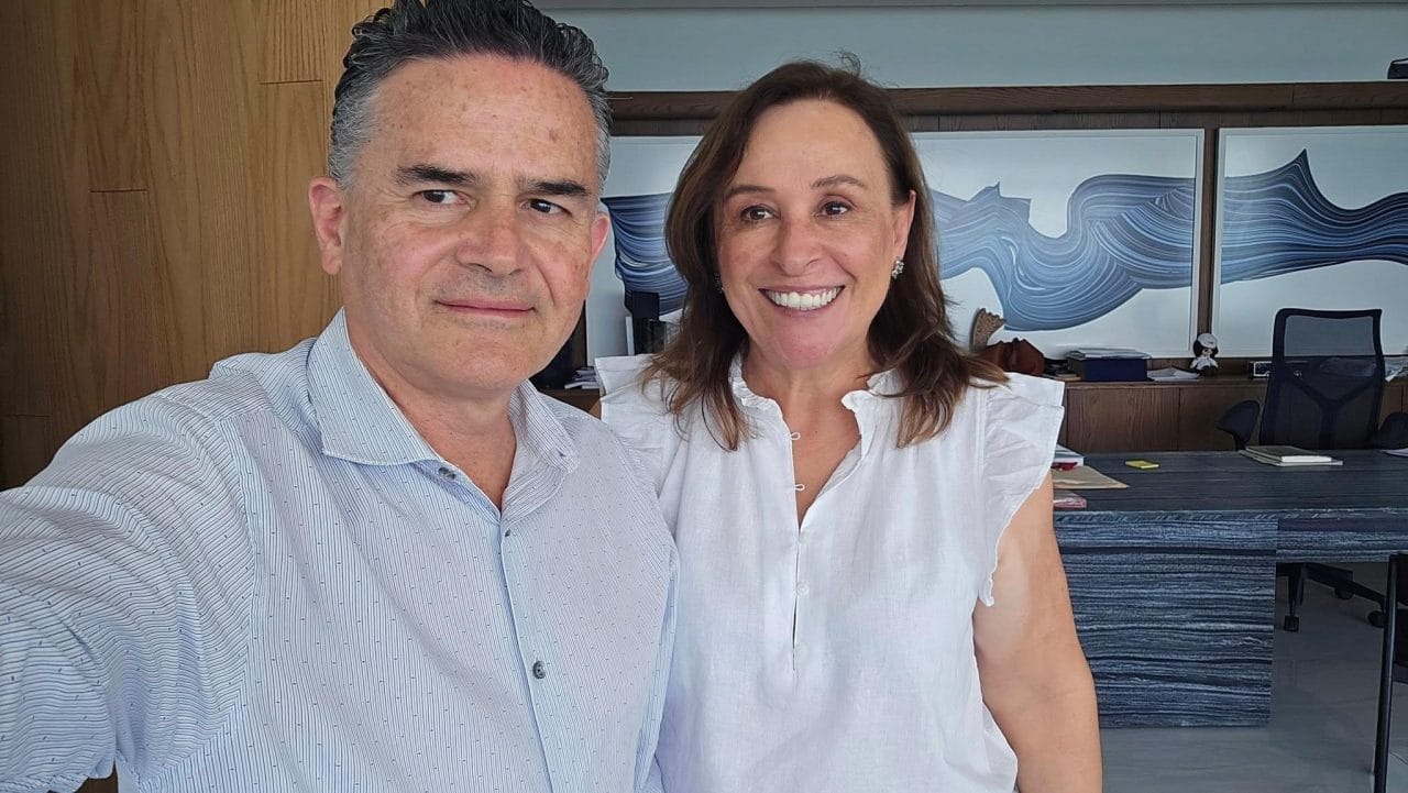 Nahle cede a presión y nombra a Igor Rojí zar de Turismo