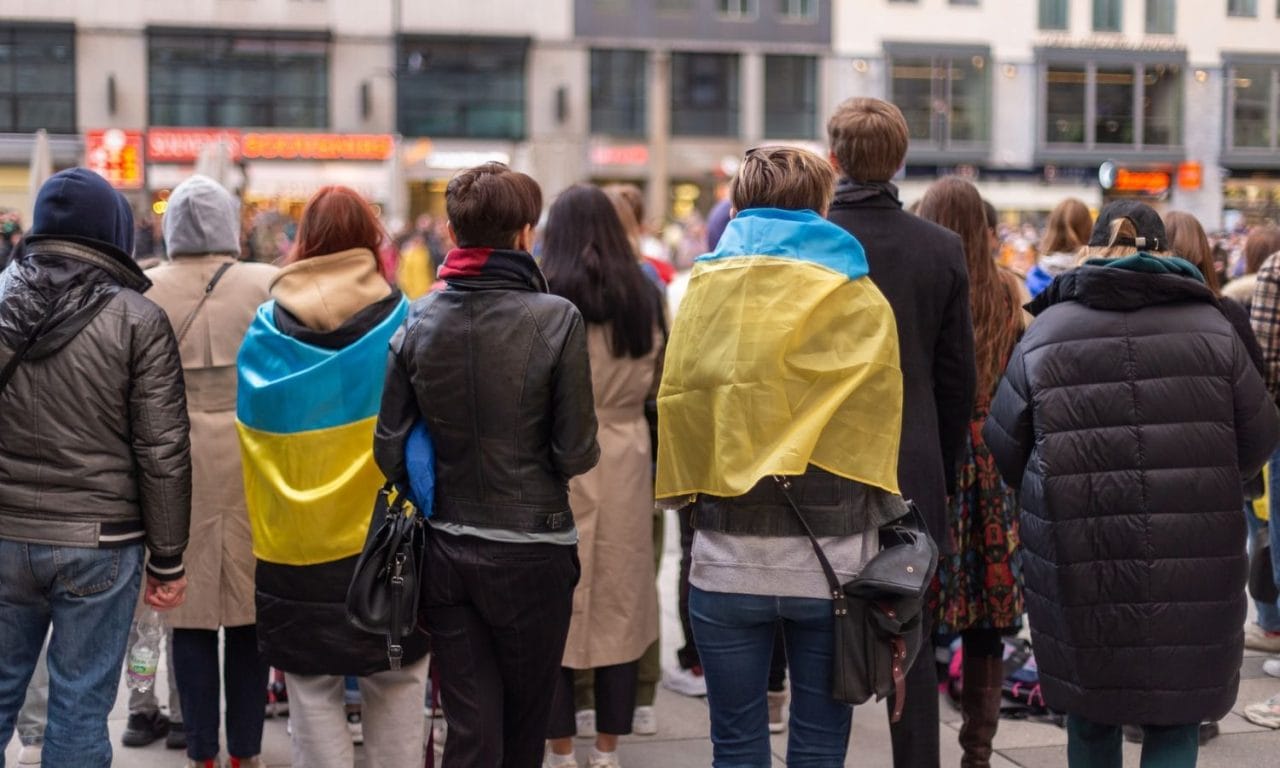 Refugiados ucranianos en Europa: del éxito laboral a la tensión social