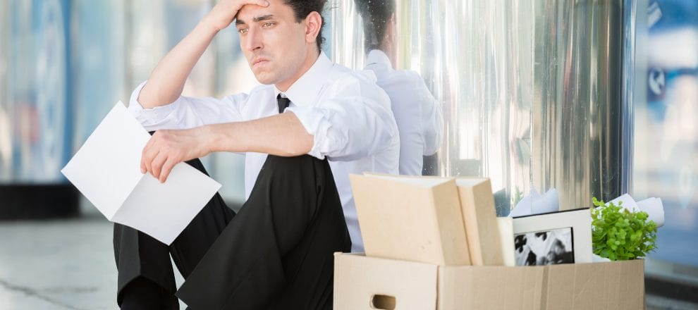 Desempleo en España cae a cifras no vistas desde 2008