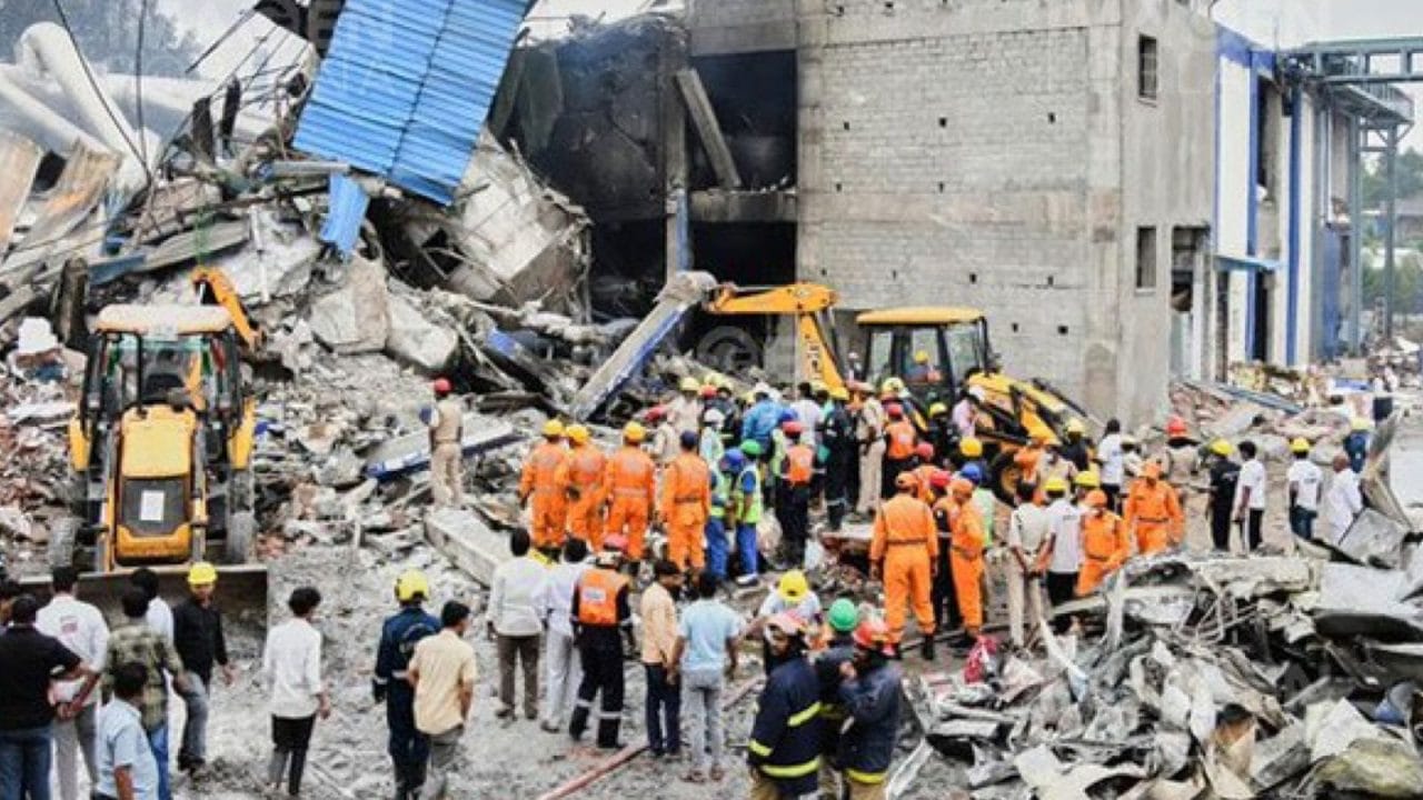 explosion_fabrica India de luto: Explosión en fábrica química causa múltiples muertes
