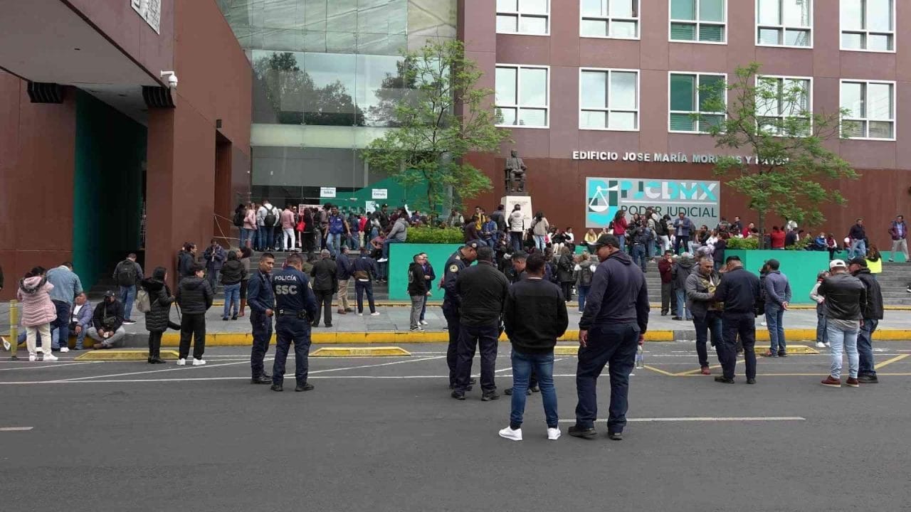 El freno de mano económico: Así ahoga el paro judicial a la CDMX