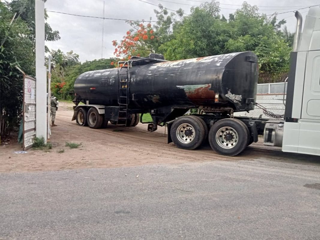 Duro golpe al huachicol: aseguran 375 mil litros en Tabasco