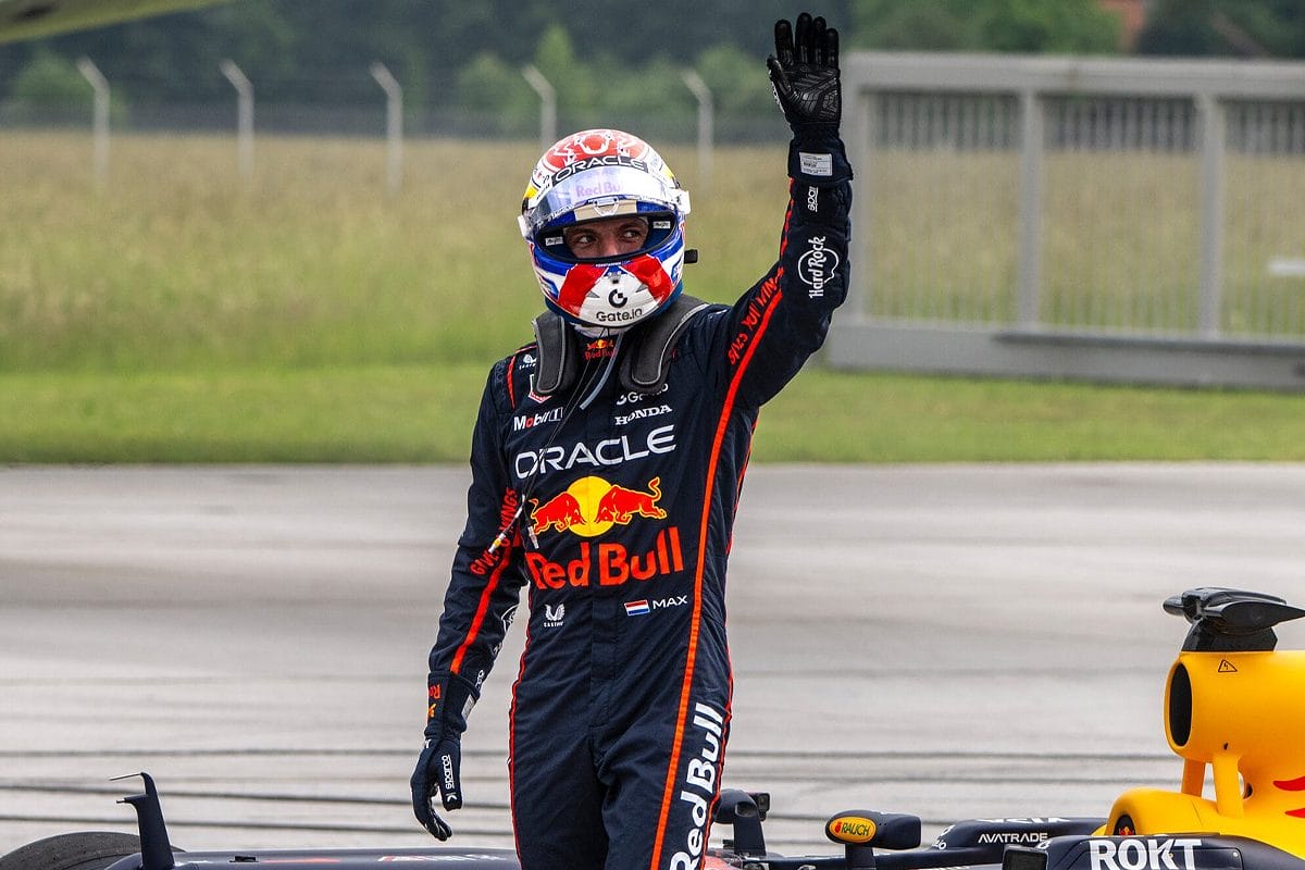 F1: Natalie Corsmit será comisaria en el GP de Canadá 2025. Herbert critica a Verstappen ("debió ser descalificado"), Marko opina sobre Piastri. ¡Polémica!