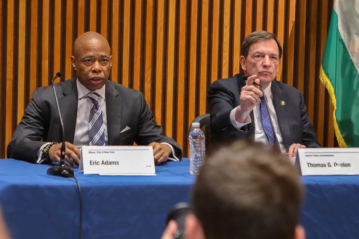 Exjefe de policía demanda a Adams: "NYPD es una empresa criminal"