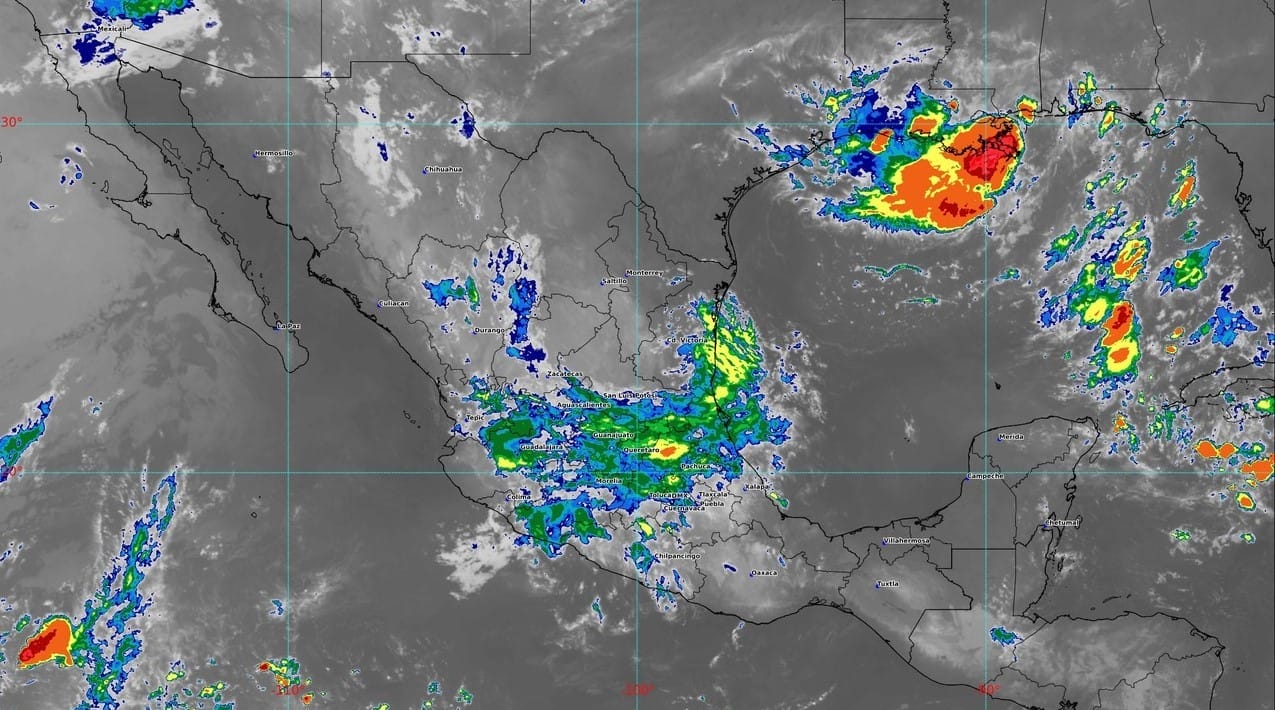 Mantienen vigilancia por sistema tropical en el Golfo de México, ¿será ‘Dexter’?