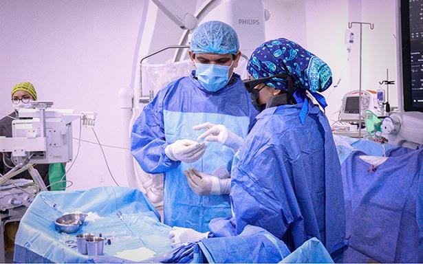 Médicos del IMSS en Yucatán y Campeche salvan vida de campesina con problema cardiaco Médicos del IMSS en Yucatán y Campeche salvan vida de campesina con problema cardiaco