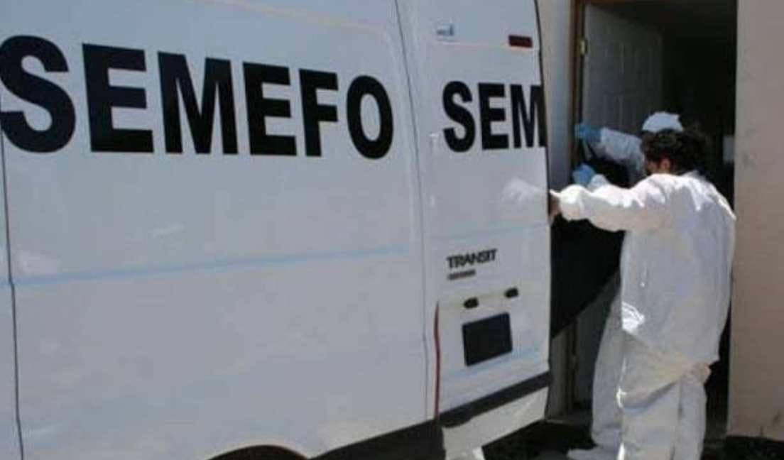 Hallan cuerpo embolsado dentro de bote en la colonia Los Laureles de Cancún