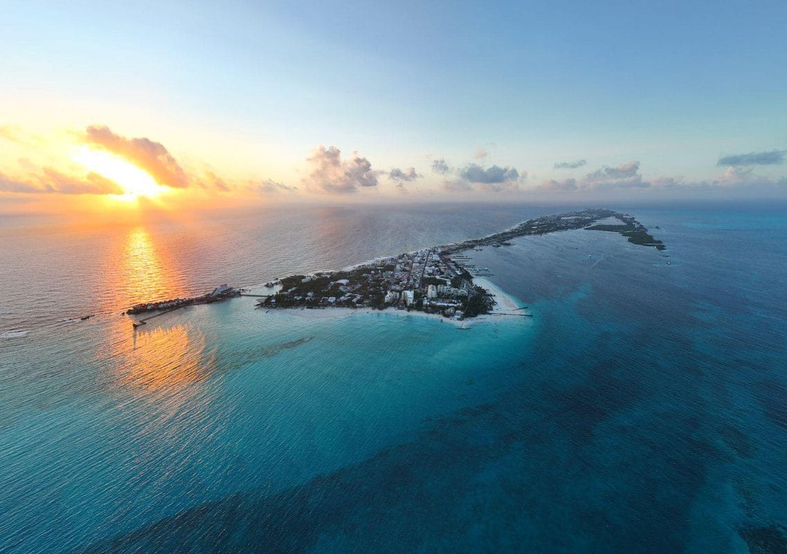 Todo listo para celebrar los 175 años de Isla Mujeres