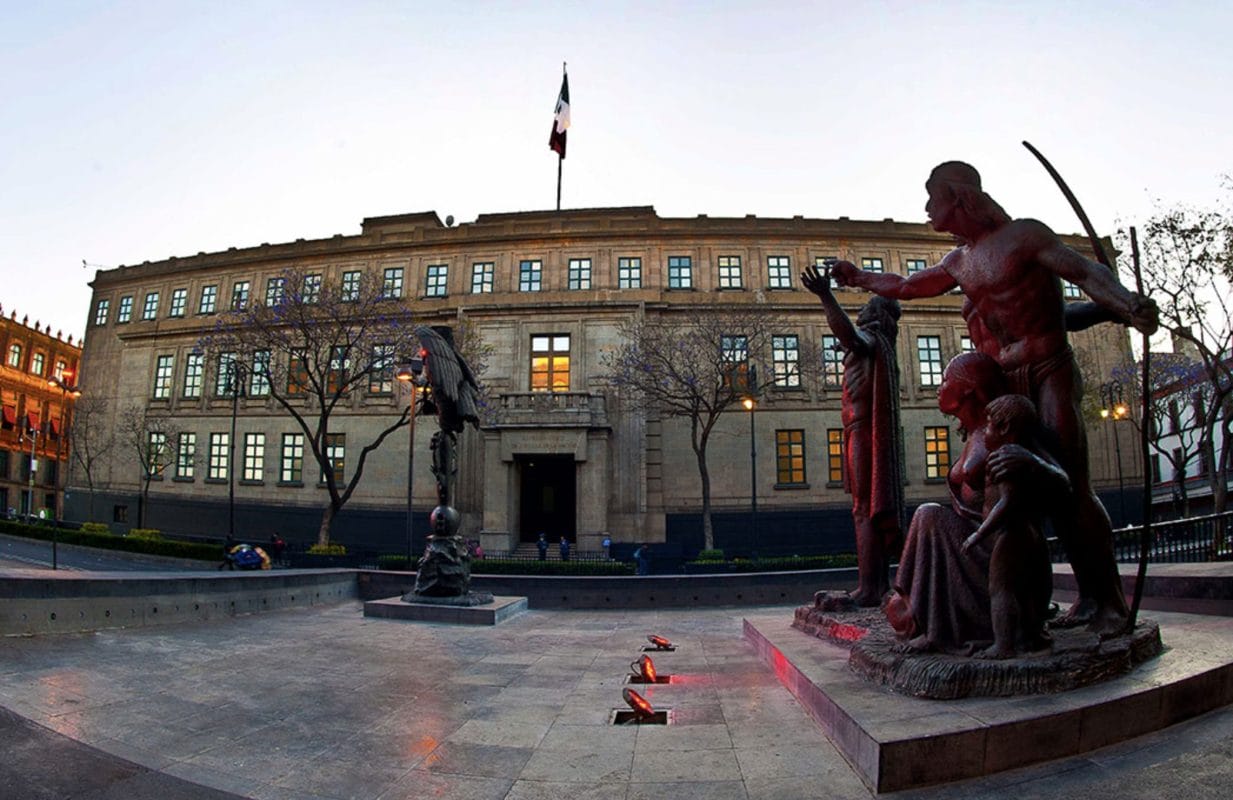 Un juez atado por la FGR en el caso de la Federación Mexicana de Natación