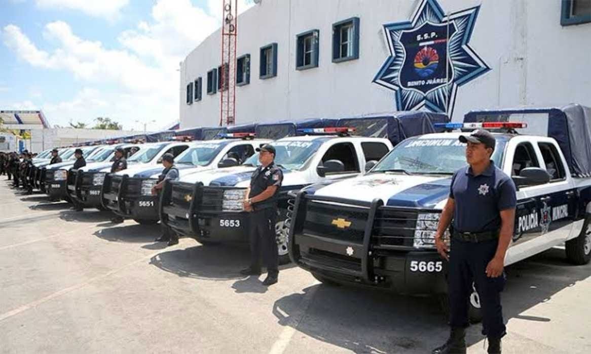 Fiscal respalda reestructuración interna en la Policía Municipal de Cancún