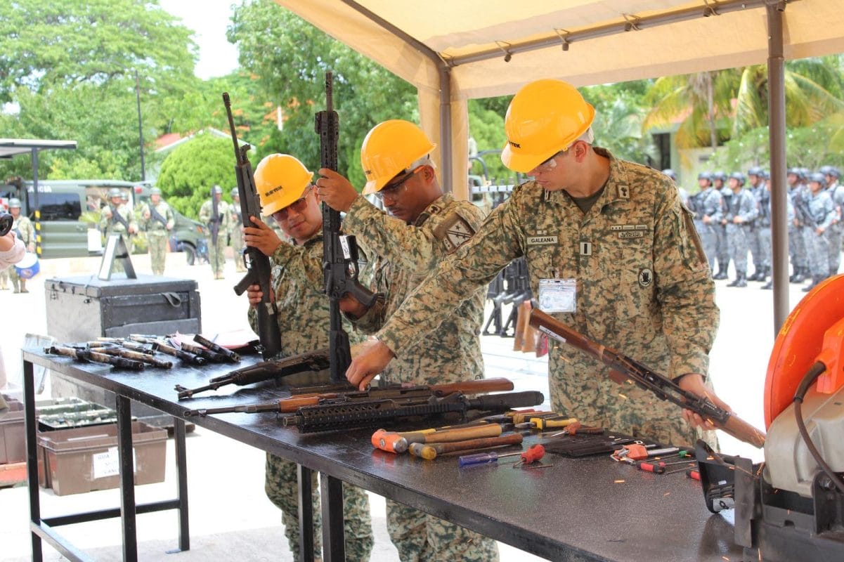 Ejército destruye 304 armas en Yucatán Ejército destruye 304 armas en Yucatán