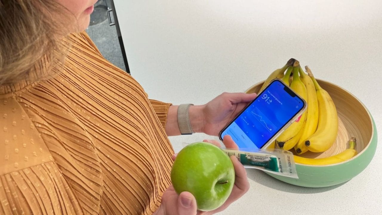 CGM_medidores_glucosa_sangre_tiempo_real_como_funciona El dispositivo que muestra en tiempo real cómo te afecta la comida