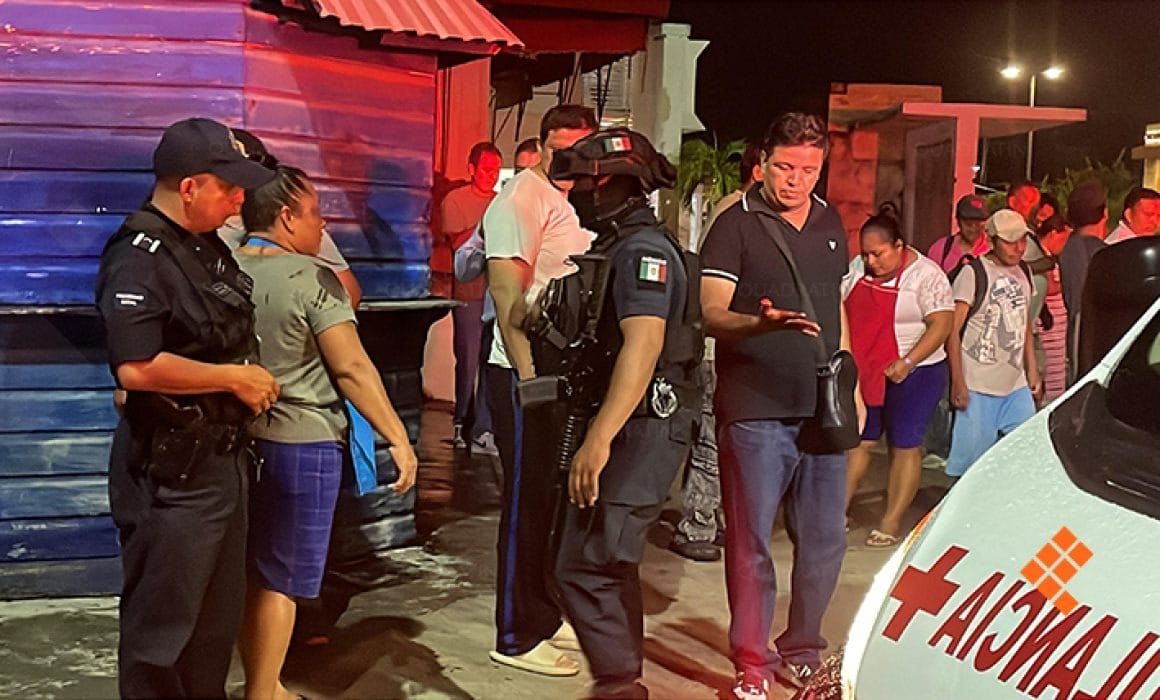 Pánico en Chetumal: Militar ataca a 4 con machete en la calle