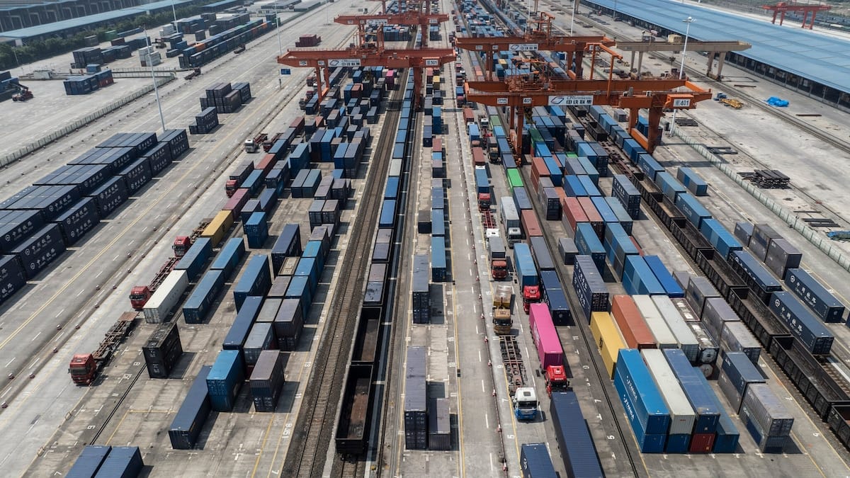 China aumenta exportaciones industriales_ impacto global y reacciones de Occidente
