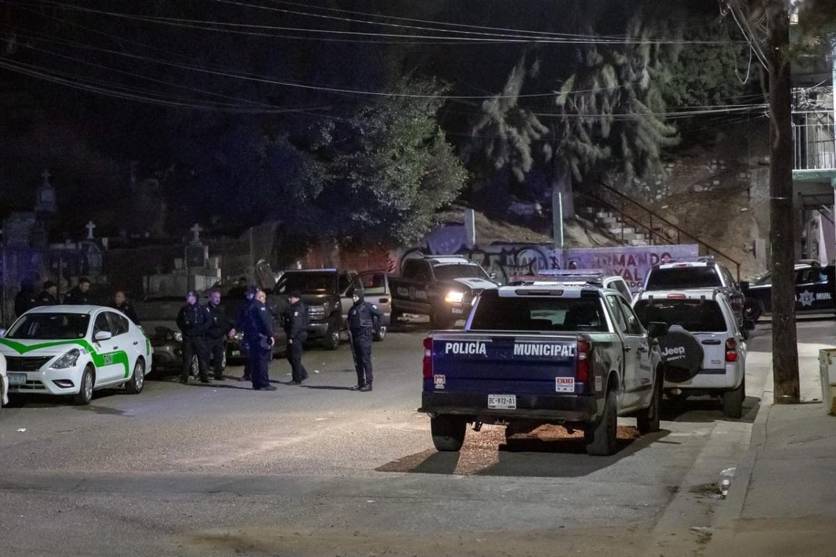 Asesinados y Exhibidos: La Guerra por el "Cobro de Piso" en Tijuana