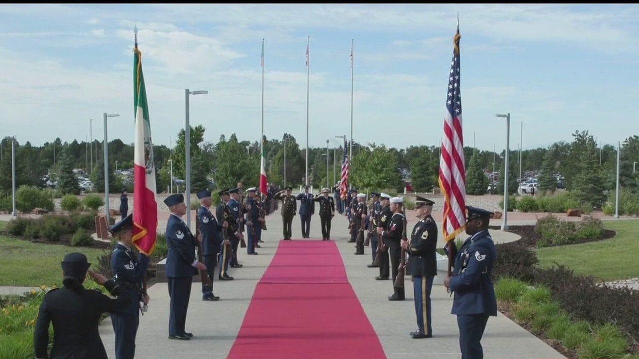 Departamento de Defensa de EE.UU. reafirma cooperación militar con México tras visita de altos mandos