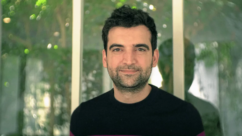 El Sistema, no la Meta: Las 3 Lecciones de Gerry Giacomán para Construir un Negocio de Mil Millones de Dólares con Clara