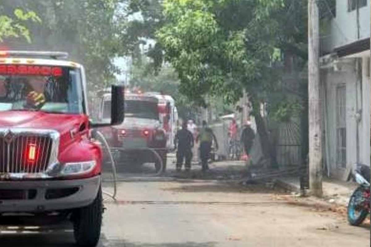 Explosión en Playa del Carmen: Hombre Grave Tras Estallido de Gas