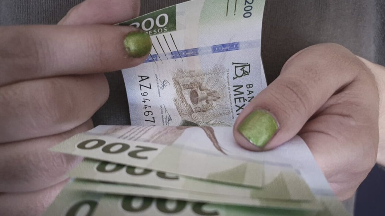 ¿Ganas esto al mes? Podrías ser clase media en México, según INEGI