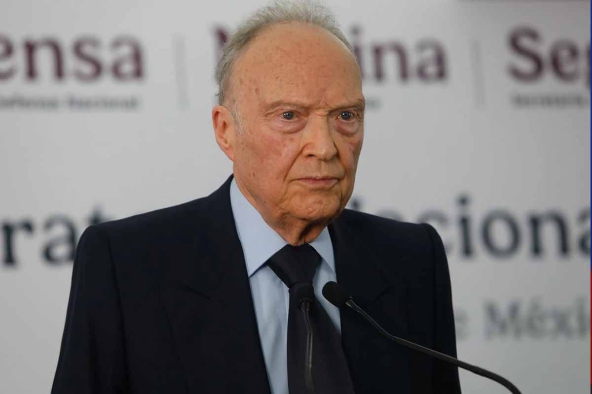 Gertz acusa a EE.UU. de proteger a Chávez Jr. pese a orden de captura Gertz acusa a EE.UU. de proteger a Chávez Jr. pese a orden de captura