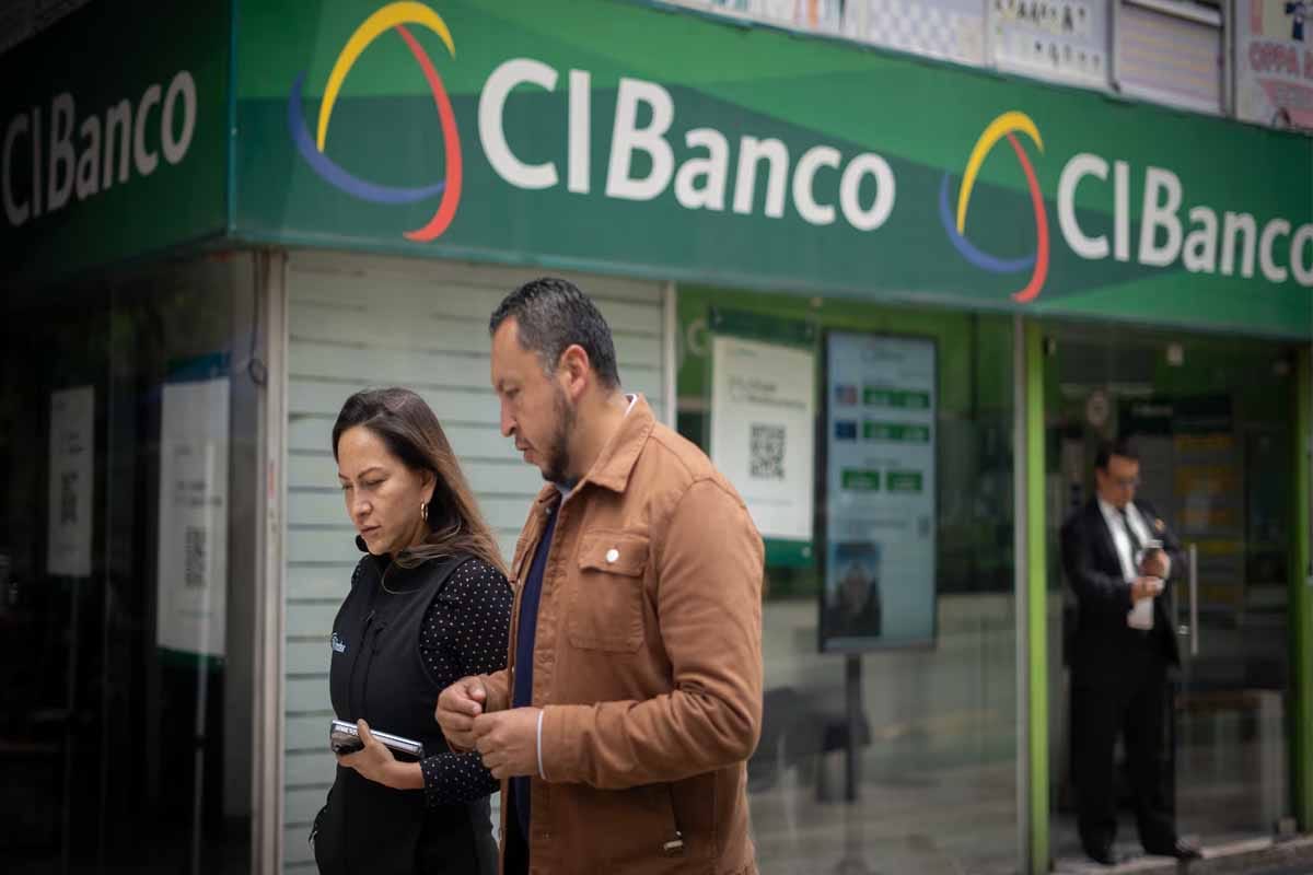 Intervención de CI Banco e Intercam Guía para proteger tu dinero Intervención de CI Banco e Intercam: Guía para proteger tu dinero