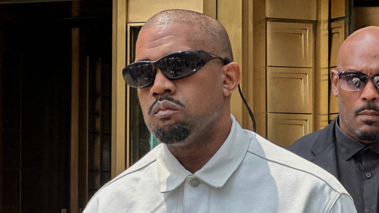 Kanye West: El Fin. Australia le Cancela la Visa por su Oda a Hitler