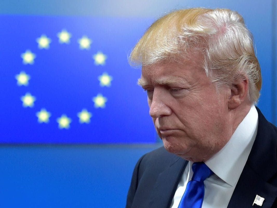 Atrapada y sin Salida: La UE Enfrenta a Trump en Dos Frentes