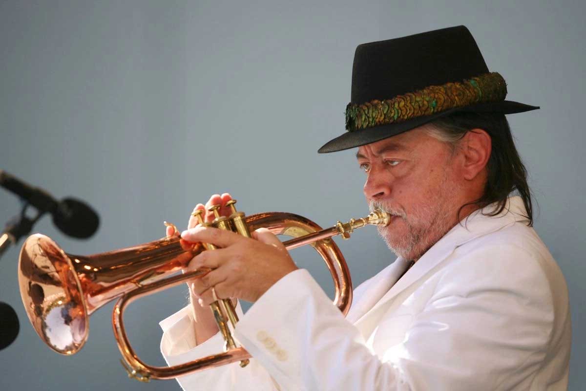 Muere Chuck Mangione, ícono del jazz y genio de “Feels So Good”