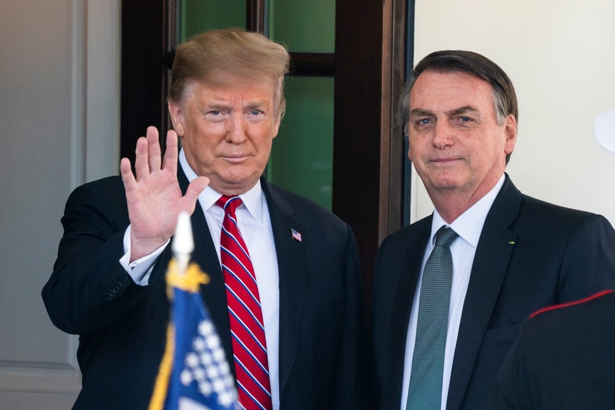 Trump impone arancel del 50 % a Brasil en apoyo a Bolsonaro