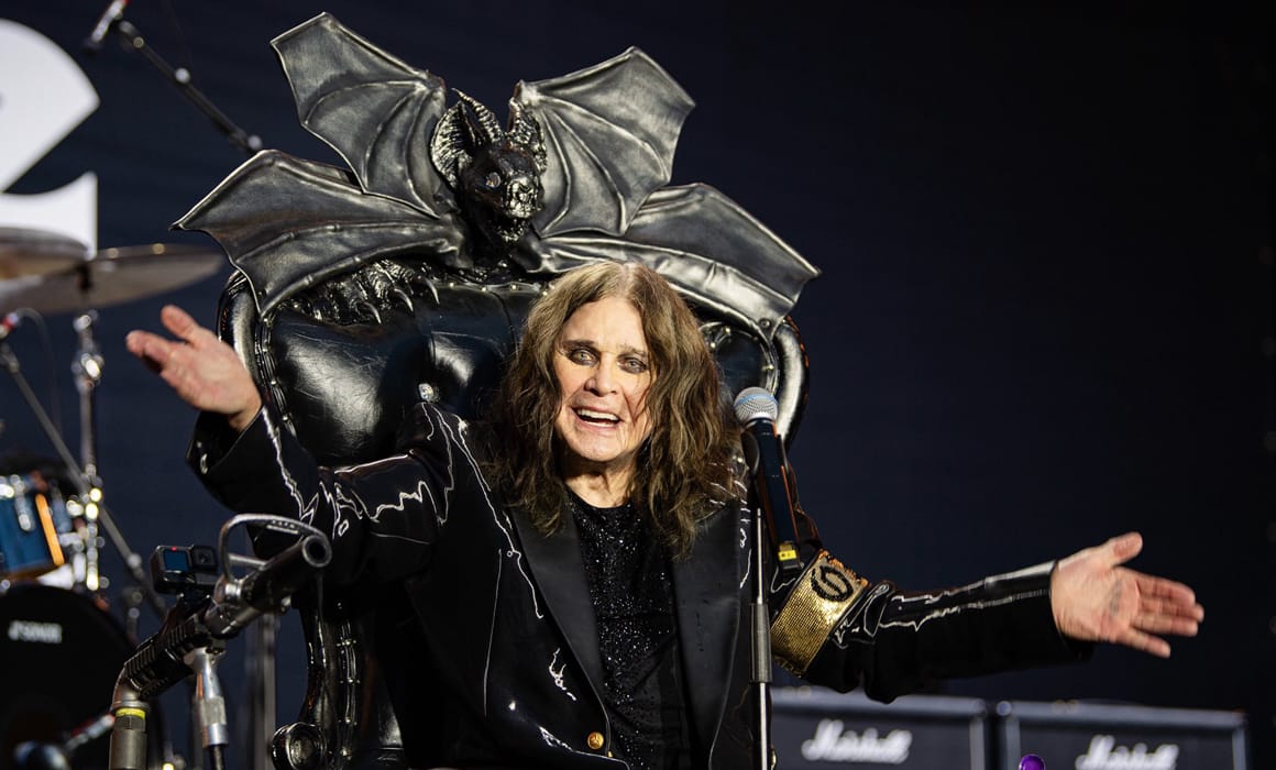 Congreso mexicano rinde homenaje a Ozzy Osbourne con minuto de aplausos