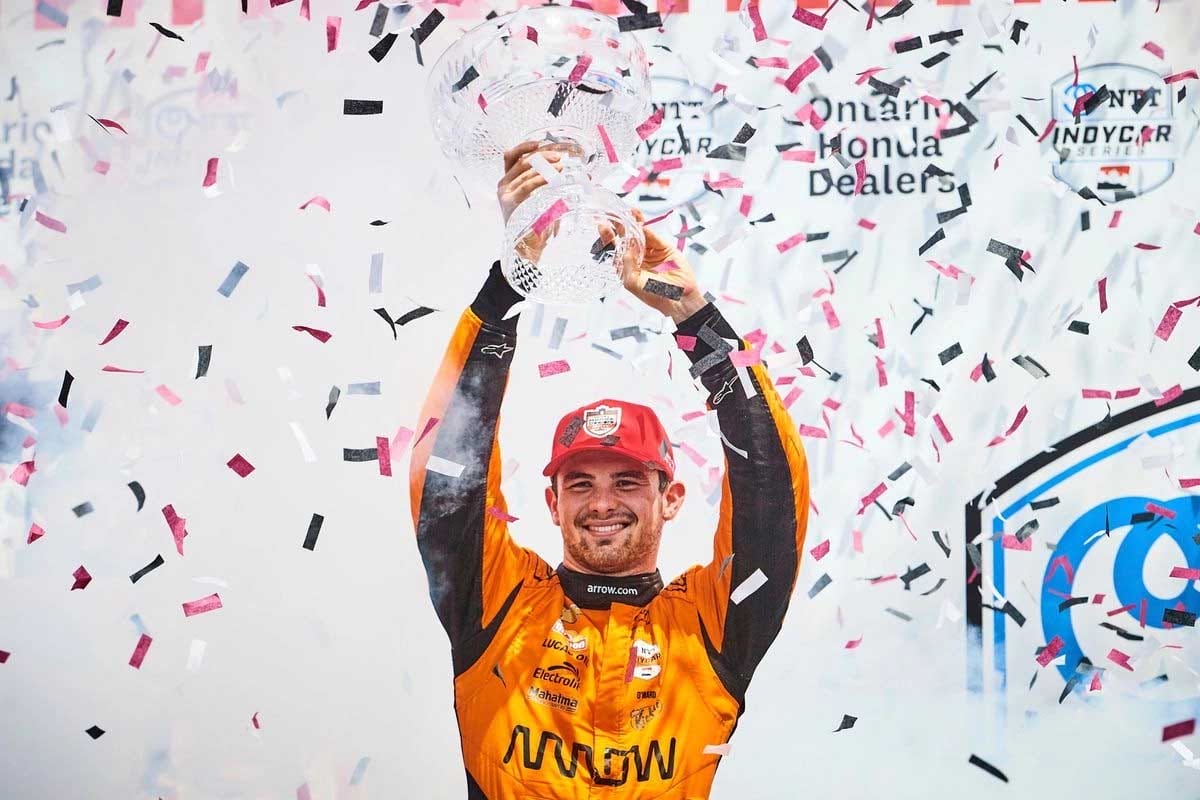 Pato O’Ward gana en Toronto y acorta distancia con Álex Palou