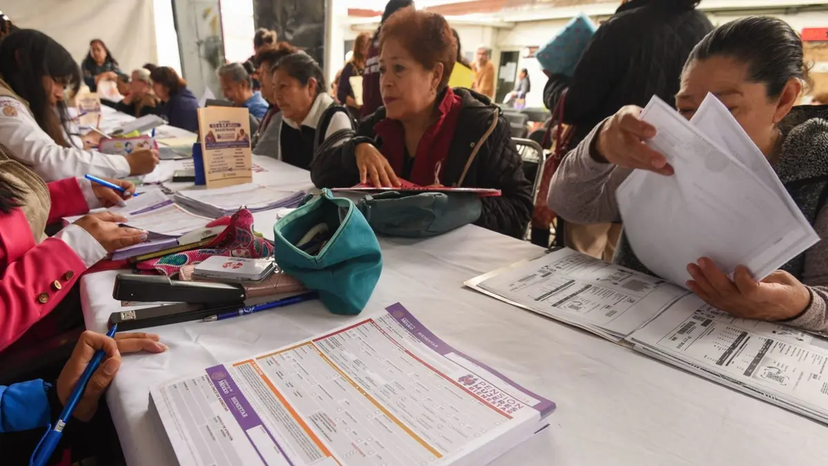 Pensión Bienestar 2025_ ¿Hay apoyo para mujeres de 30 a 64 años_ Pensión Bienestar 2025: ¿Hay apoyo para mujeres de 30 a 64 años?