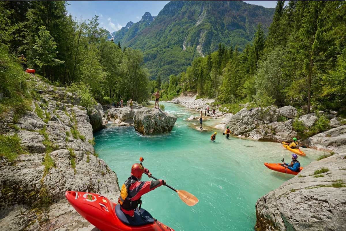 Qué Hacer en el Valle de Soča Eslovenia Guía AntiTurista 2025 Qué Hacer en el Valle de Soča, Eslovenia: Guía Anti-Turista 2025