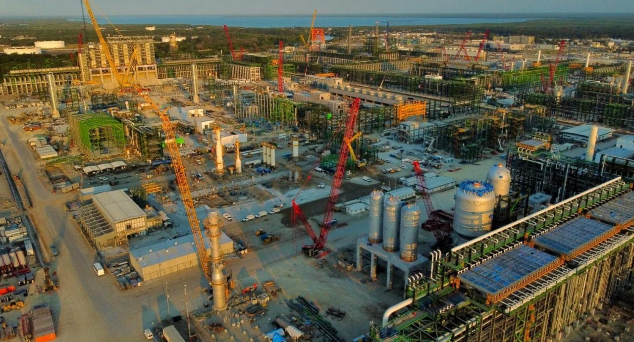 Refinería Olmeca en Dos Bocas, Tabasco, alcanza 70% de producción de diésel ultra bajo azufre