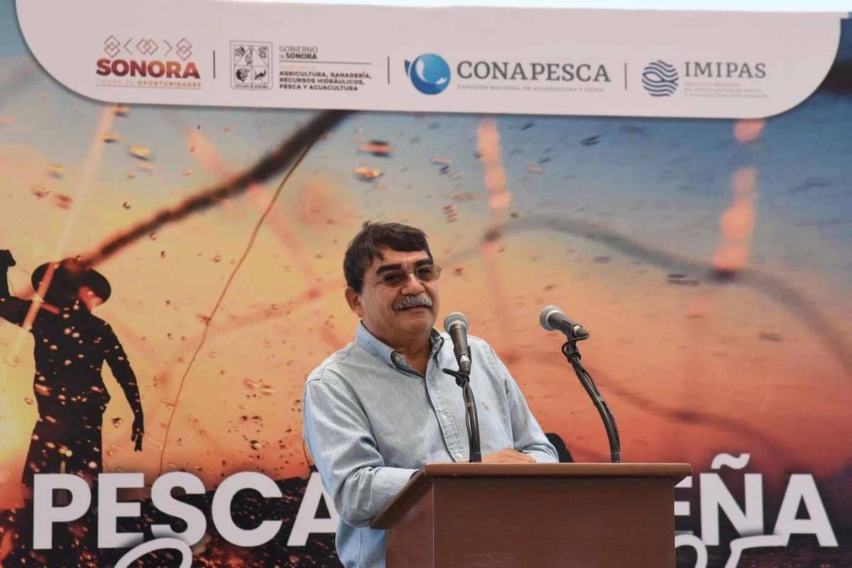 Renuncia Alejandro Flores a Conapesca; lo sustituye Rigoberto Salgado