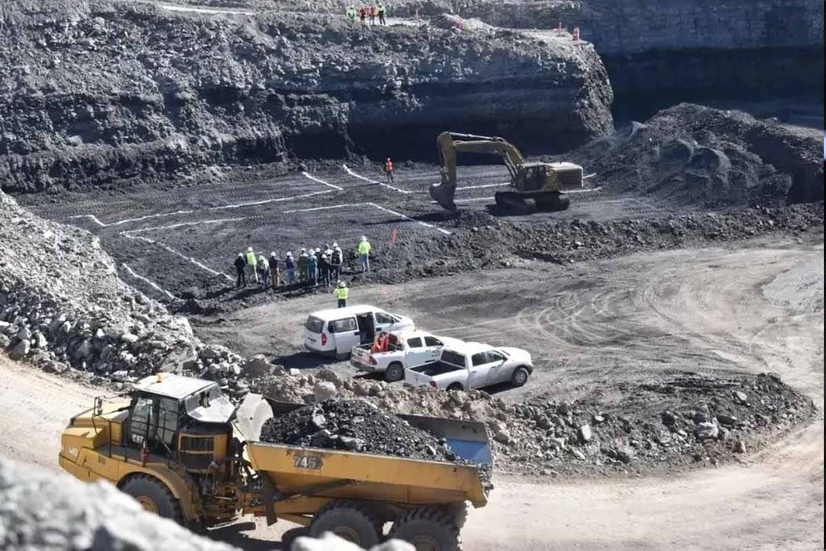 Roban 33 toneladas de oro y plata en ruta Durango-Manzanillo