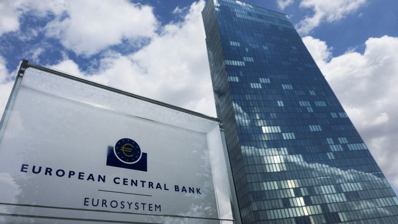 Sindicatos acusan al BCE de “traición”: culpan a salarios por la inflación