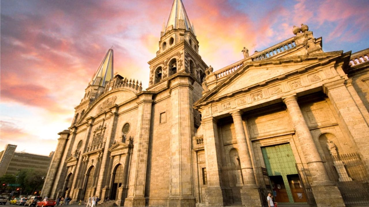 Invierten 172 MDP en plan social que busca transformar Guadalajara