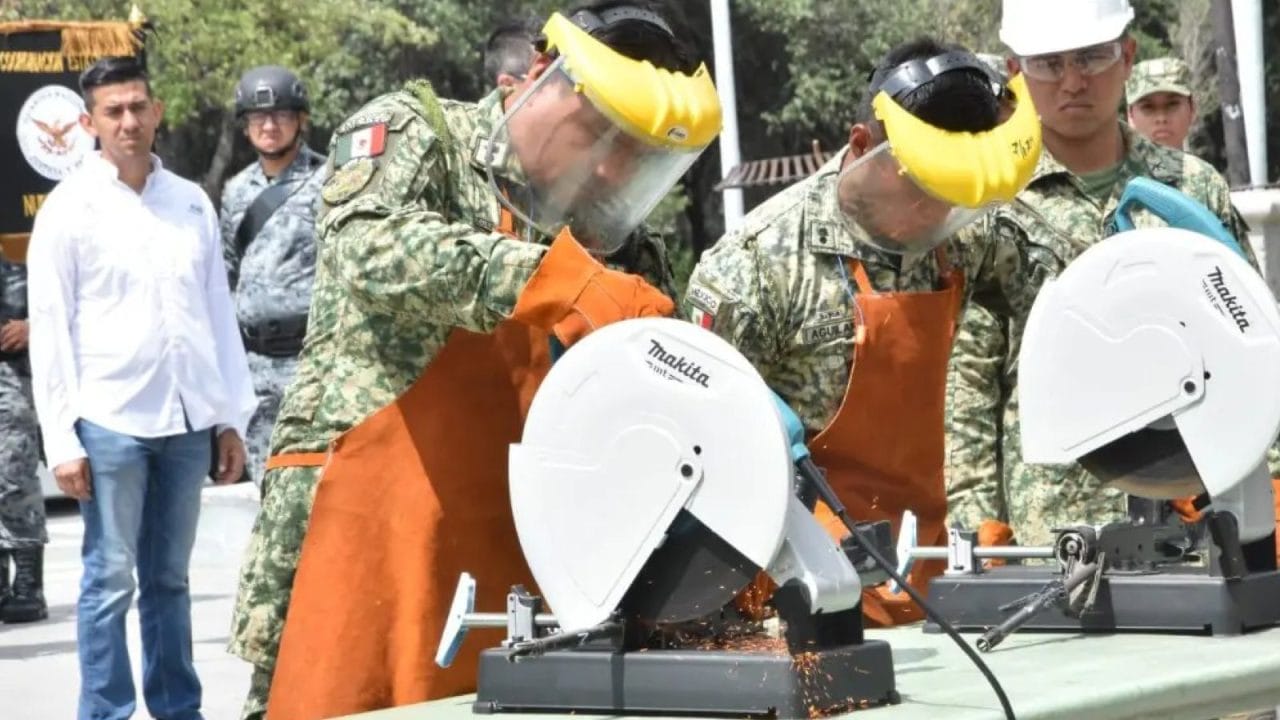 Destruyen arsenal decomisado al crimen organizado en Nuevo León