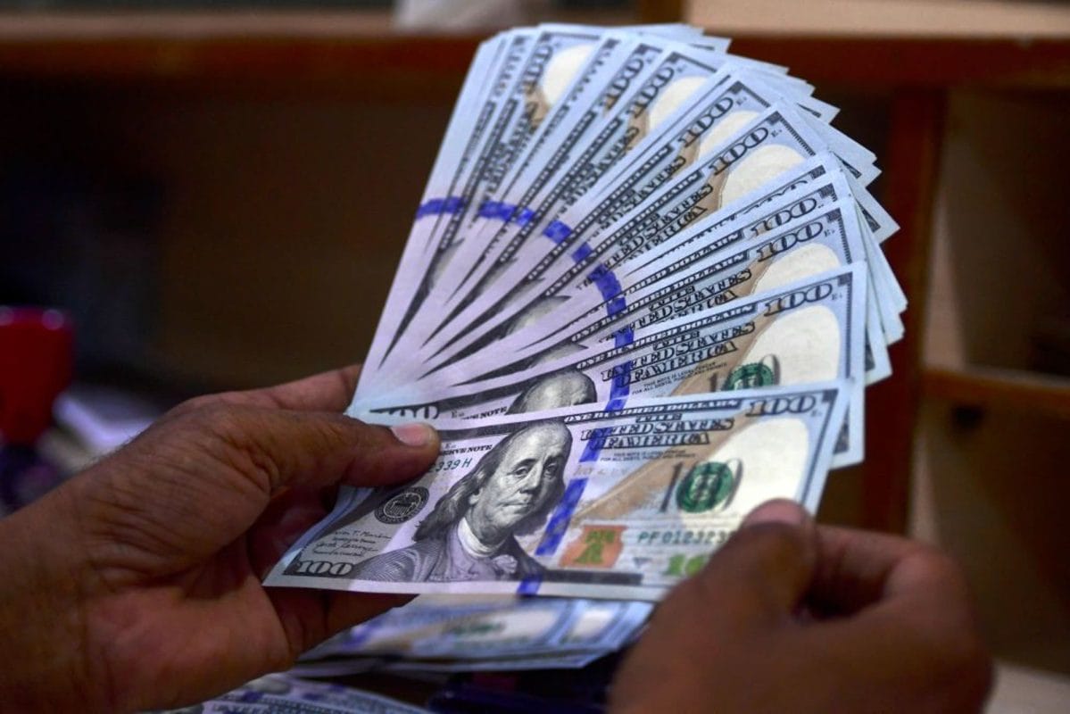 Dólar Blue Imparable: La Angustia Diaria de los Ahorristas