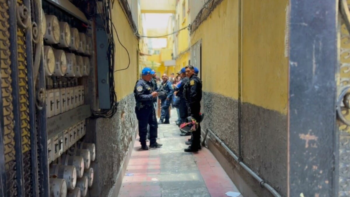 Hallan sin vida a dos mujeres en vivienda de la colonia Guerrero