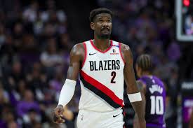 Deandre Ayton a los Lakers: ¿El Robo del Año o una Bomba de Tiempo? Deandre Ayton a los Lakers: ¿El Robo del Año o una Bomba de Tiempo?