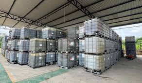 Decomisan 880 mil litros de huachicol y media tonelada de metanfetaminas en Tabasco y Jalisco