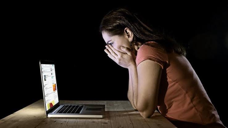 Baja el ciberacoso en Quintana Roo: solo 18 de cada 100 mujeres fue víctima