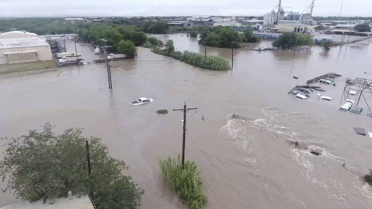 “No hubo aviso”: La falla mortal del sistema de alertas en Texas