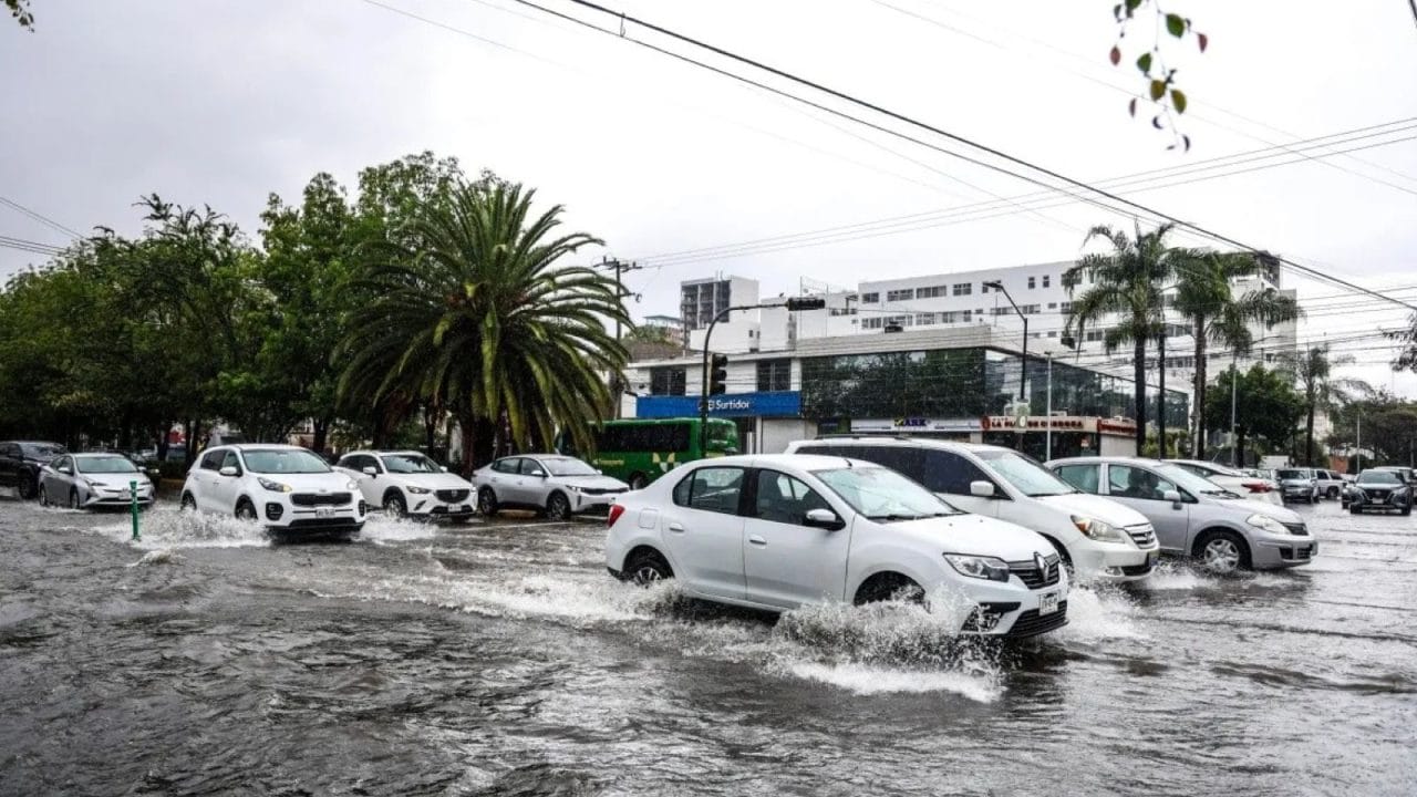 Alerta en Jalisco: Huracán Flossie traerá lluvias a Guadalajara Hoy