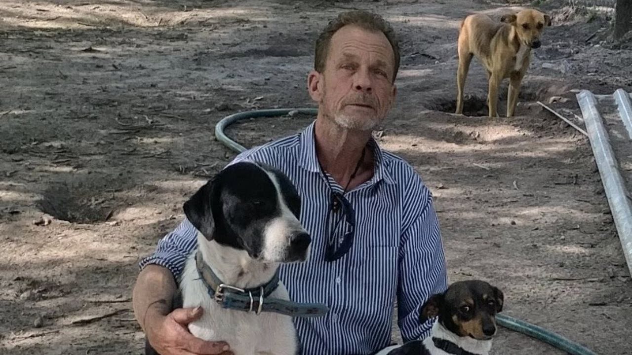 Desaparece Paul, estadounidense que rescataba perritos en San Luis Potosí