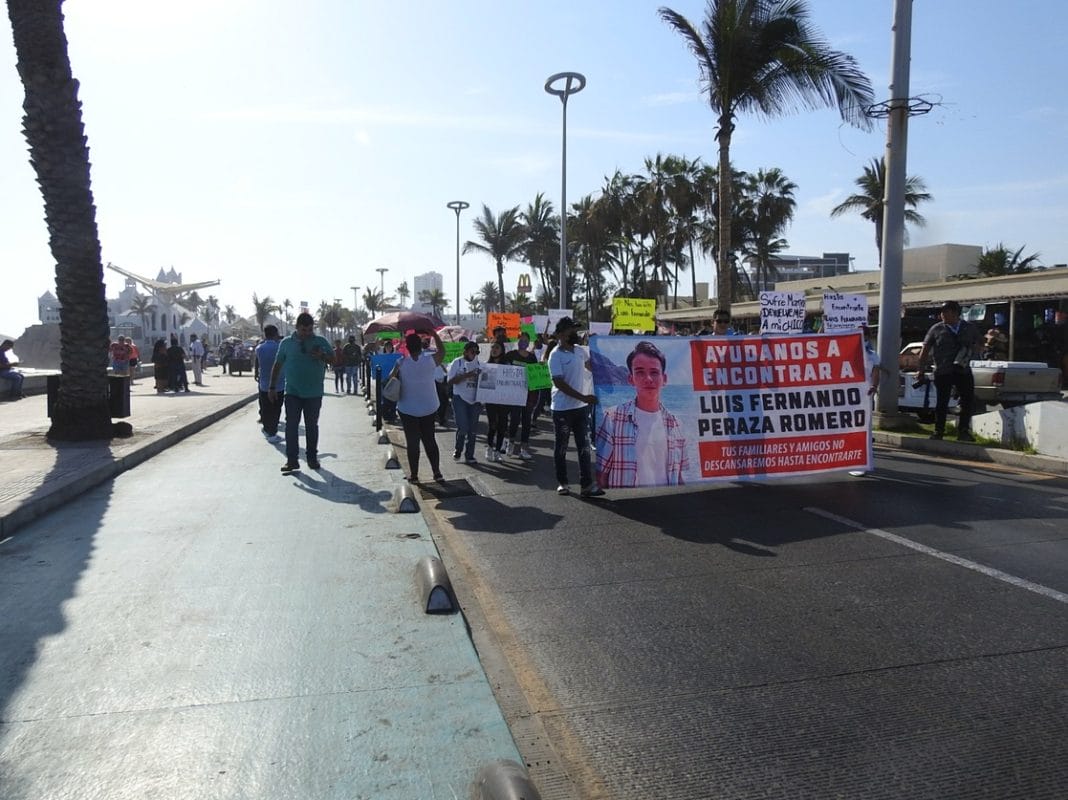 Marcha en Mazatlán por Personas Desaparecidas: Familias Claman Justicia y Respuesta