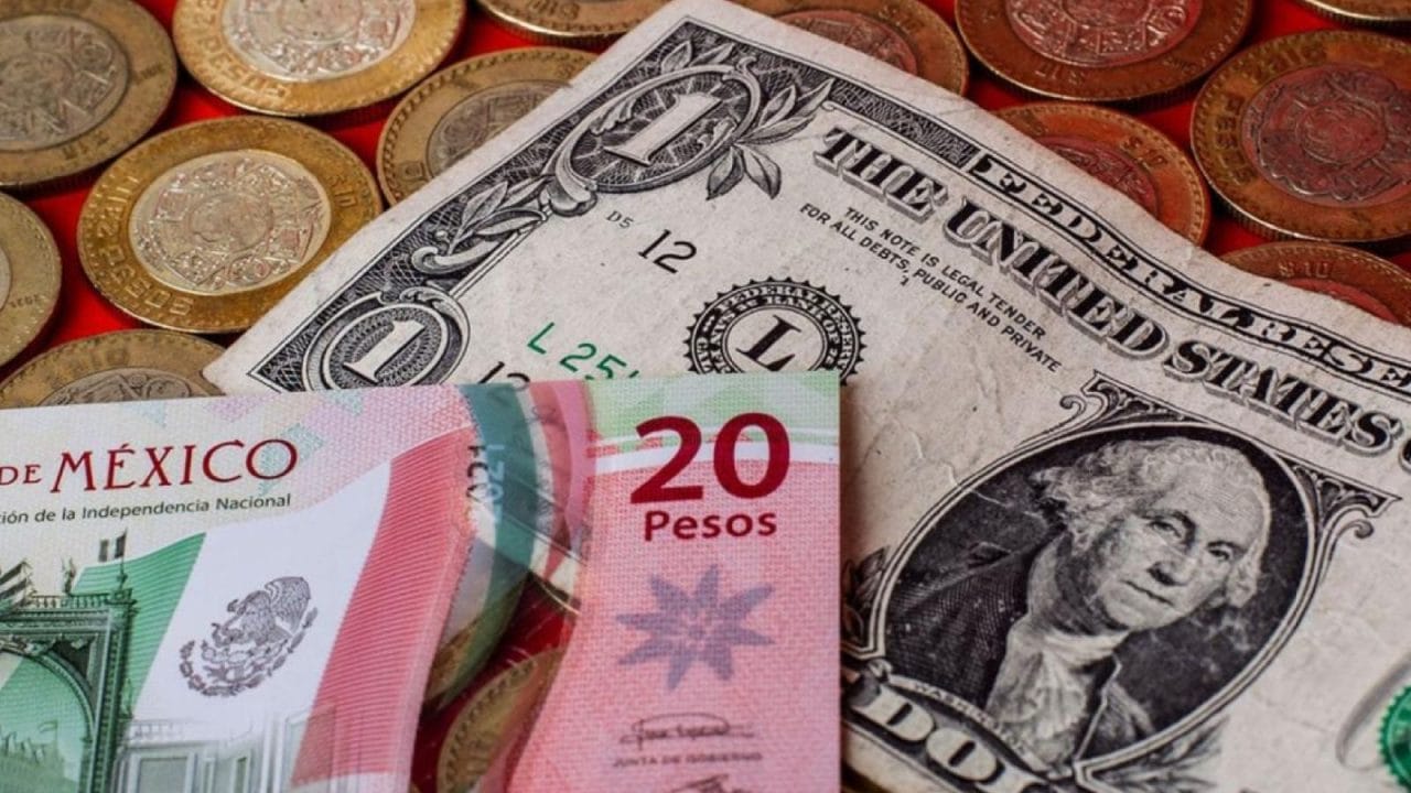 peso_ante_dolar Precio del dólar hoy 15 de julio: peso cae tras arancel de Trump