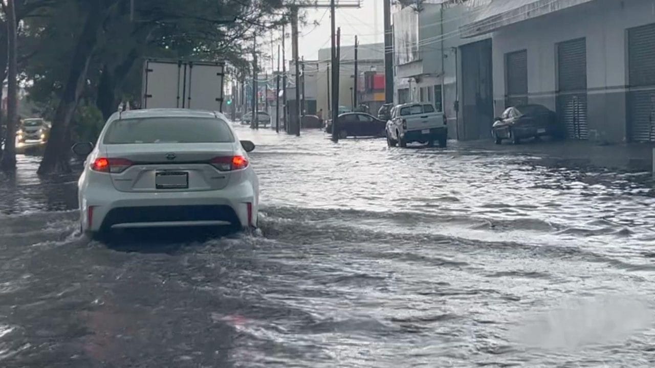 Veracruz bajo el agua: persisten lluvias y tormentas este lunes